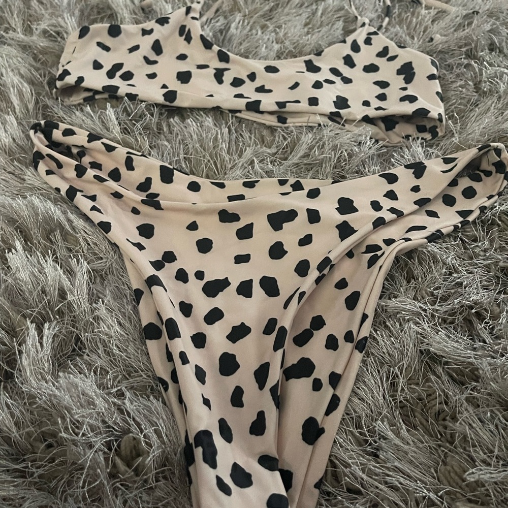 Leopard Print Bikini Set - Picture 2 of 6